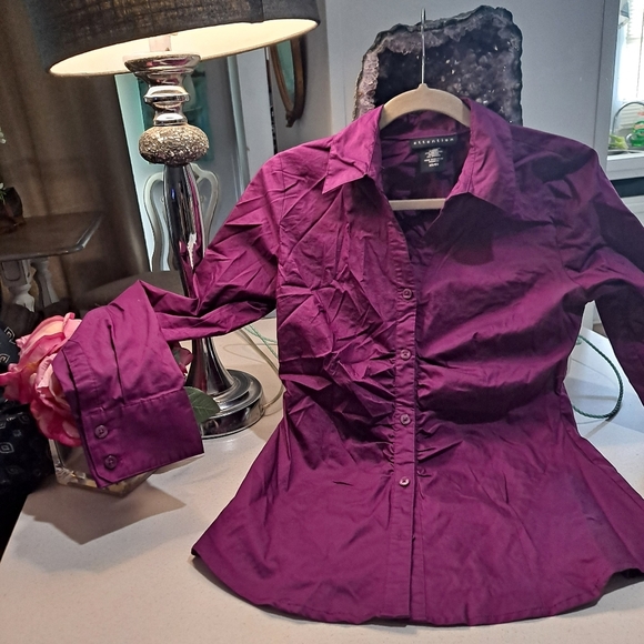 Purple top - Picture 3 of 3